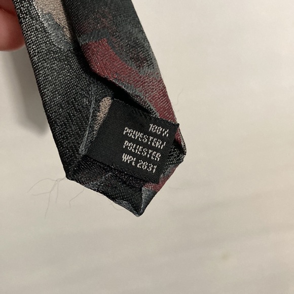 Don Looper Beverly Hills men’s tie - Picture 7 of 8